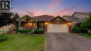 599 COLDSTREAM Drive | Waterloo Ontario | Slide Image Three