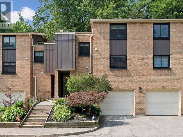 220 SALISBURY Avenue Unit# 27 Cambridge Ontario, N1S 1K5 - 4 Bedrooms Condo For Sale