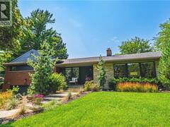 794 FALCON Boulevard Burlington Ontario, L7T 3B3