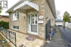 78 MARKSON Crescent | Hamilton Ontario | Slide Image Four