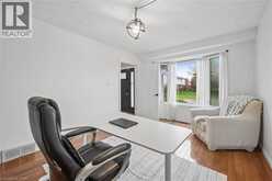 687 CHAMPLAIN Boulevard | Cambridge Ontario | Slide Image Seven