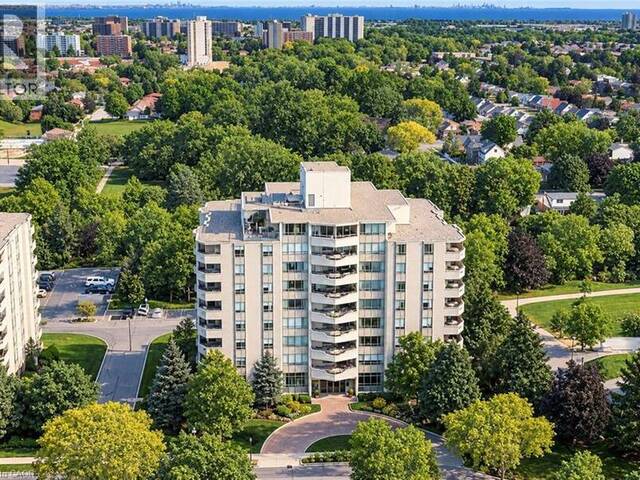 8 VILLAGE GREEN Boulevard Unit# 507 Hamilton Ontario, L8G 5B8 - 2 Bedrooms Condo For Sale
