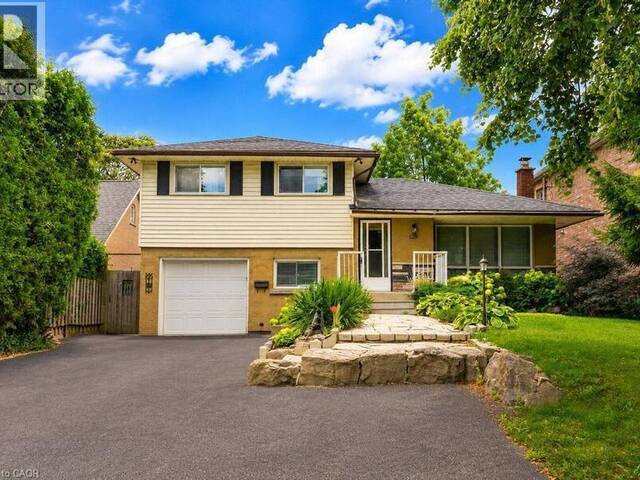 120 STONE CHURCH Road W Hamilton Ontario, L9B 1A3 - 4 Bedrooms Home For Sale