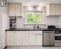 120 STONE CHURCH Road W | Hamilton Ontario | Slide Image Ten