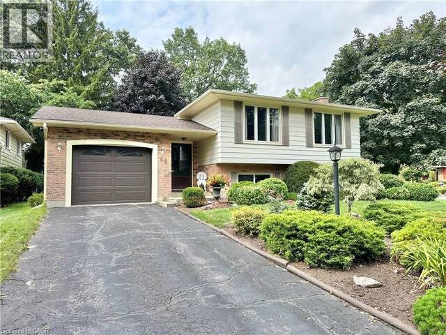 44 DOUGLAS Avenue Simcoe Ontario, N3Y 4W8 - 4 Bedrooms Home For Sale