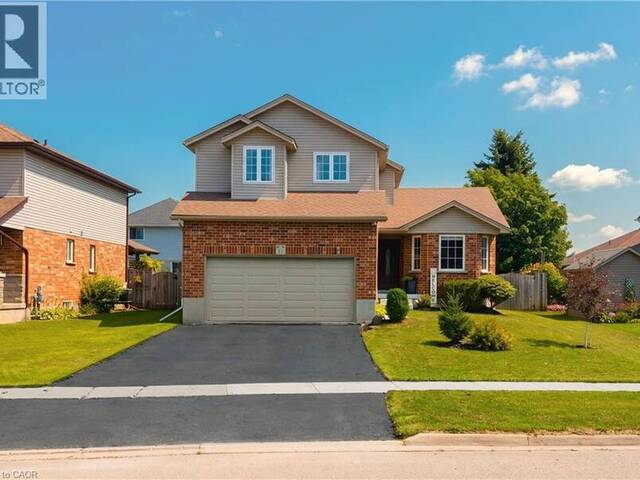 11 MAPLE Street Mapleton Ontario, N0G 1P0 - 5 Bedrooms Home For Sale