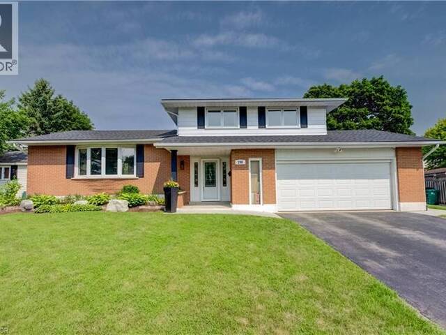 298 CREIGHTON Court Waterloo Ontario, N2K 1W6 - 4 Bedrooms Home For Sale
