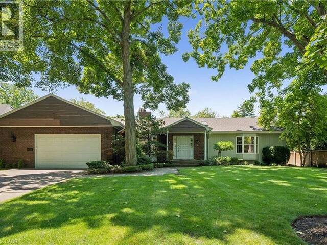 138 APPLEBY Place Burlington Ontario, L7L 2X1 - 3 Bedrooms Home For Sale