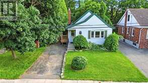61 GLENMOUNT Avenue | Hamilton Ontario | Slide Image Thirty-eight