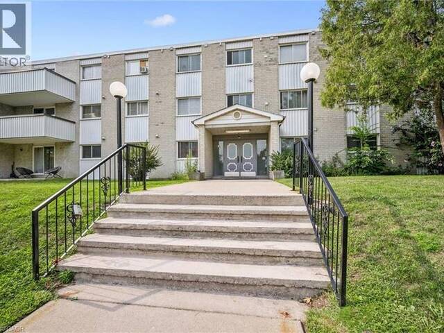 6 WALTON Avenue Unit# 107 Kitchener Ontario, N2C 2B5 - 2 Bedrooms Condo For Sale