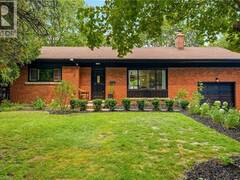 271 LINDEN Avenue Burlington Ontario, L7L 2P4