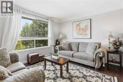 30 TWINOAKS Crescent | Hamilton Ontario | Slide Image Thirteen