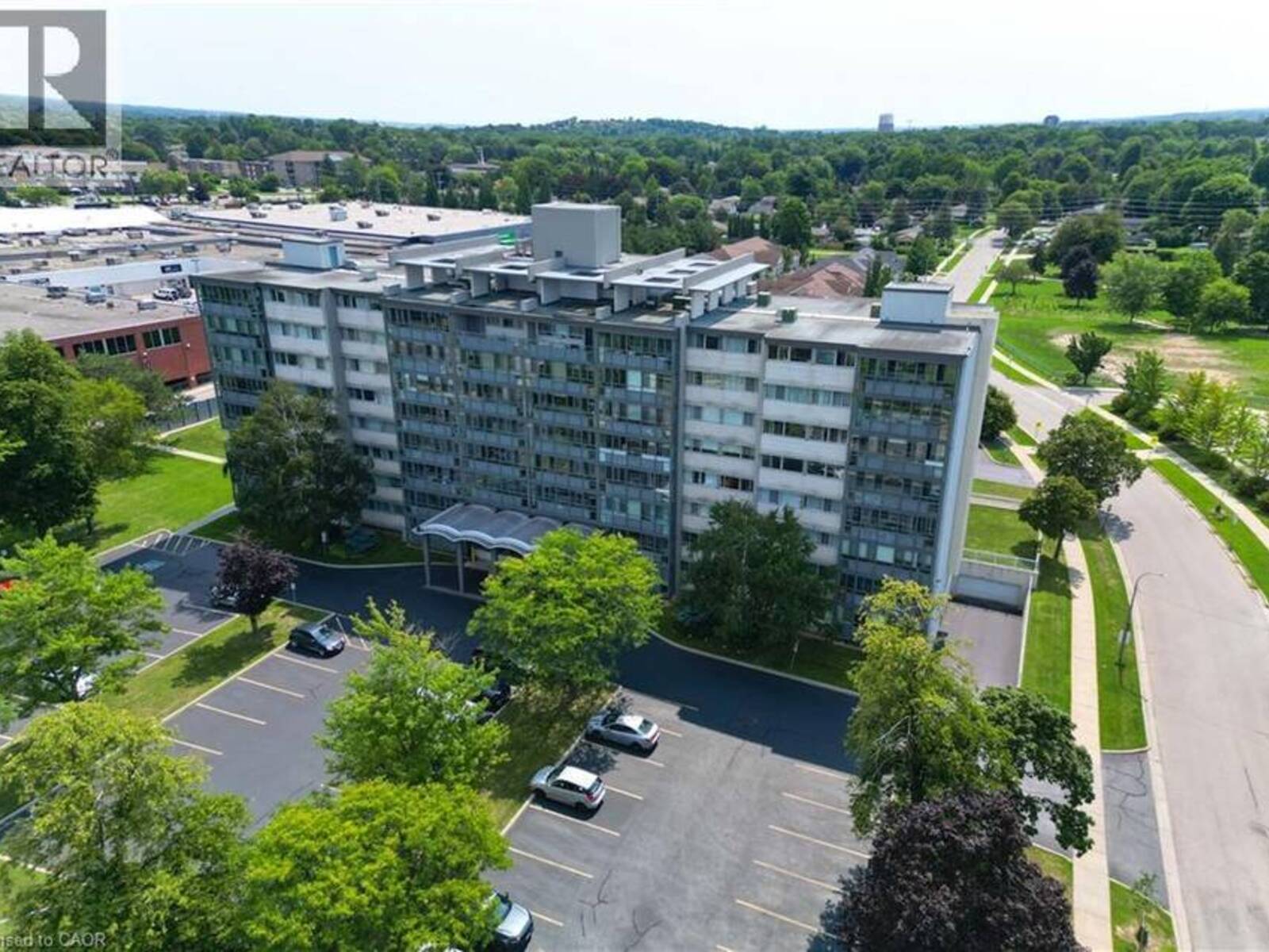 24 MIDLAND Drive Unit# 403, Kitchener, Ontario N2A 2A8