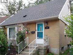 15 BLAIR Avenue Hamilton Ontario, L8H 6E6