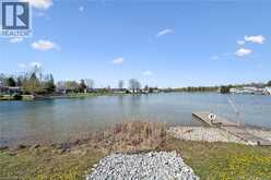 21 TRILLIUM BEACH Drive | Puslinch Ontario | Slide Image Twenty-seven
