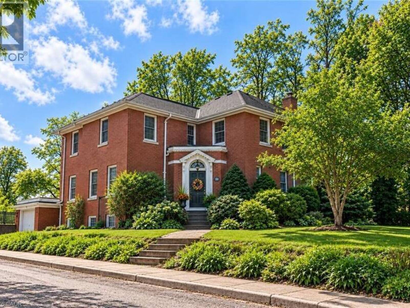 286 UNION Street, Simcoe, Ontario N3Y 2B8