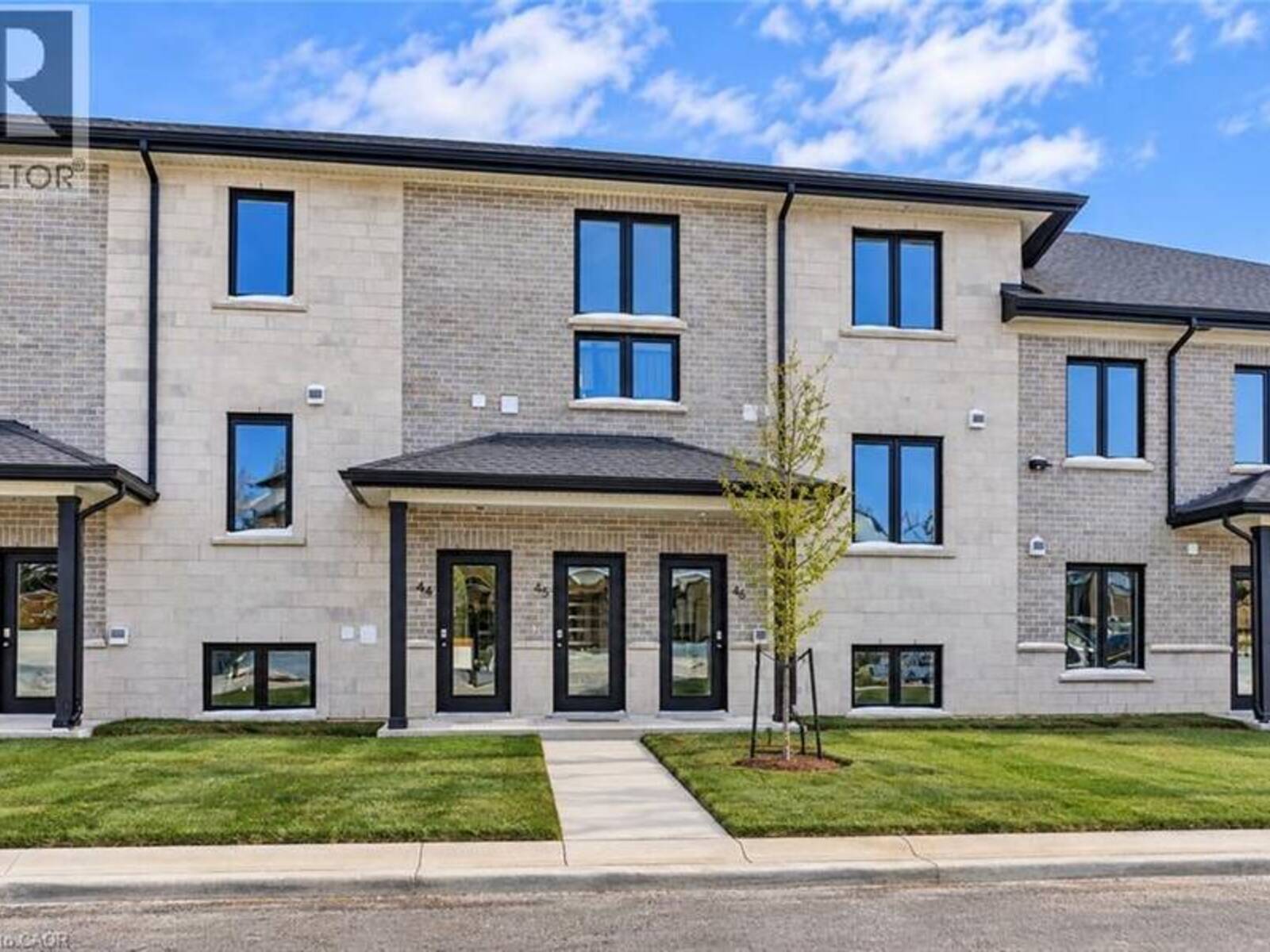 3202 VIVIAN Line Unit# 45, Stratford, Ontario N5A 0K6