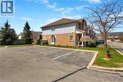 232 STONEHENGE Drive Unit# 8 | Ancaster Ontario | Slide Image Four