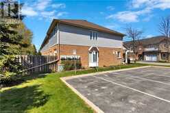 232 STONEHENGE Drive Unit# 8 | Ancaster Ontario | Slide Image Thirty