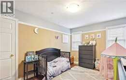 996 BEACH Boulevard | Hamilton Ontario | Slide Image Sixteen