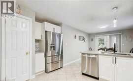 996 BEACH Boulevard | Hamilton Ontario | Slide Image Nine