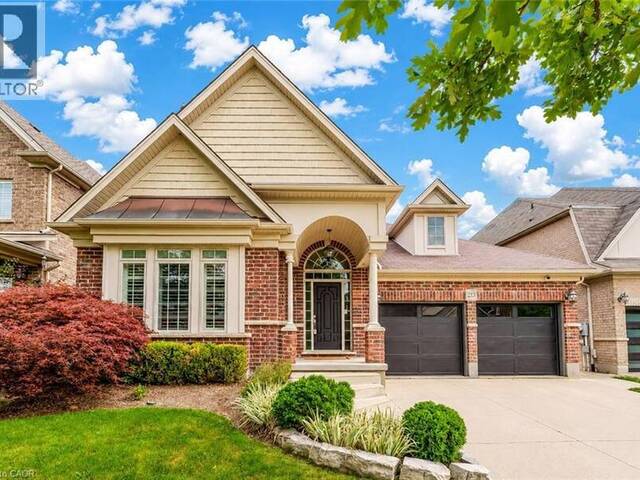 213 EDGEWATER Crescent Kitchener Ontario, N2A 4M2 - 3 Bedrooms Home For Sale