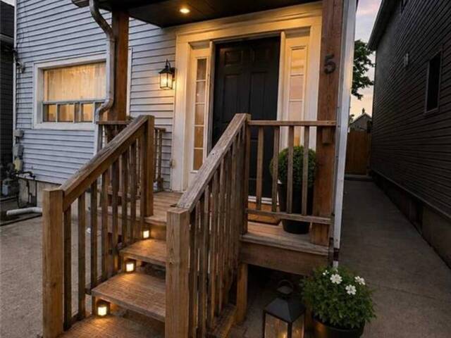 5 ROWANWOOD Street Hamilton Ontario, L8L 7H1 - 3 Bedrooms Home For Sale