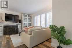 2105 MAPLEWOOD Drive | Burlington Ontario | Slide Image Thirteen