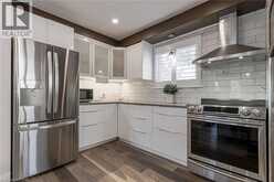 2105 MAPLEWOOD Drive | Burlington Ontario | Slide Image Twenty-two