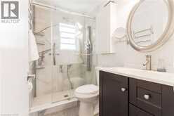 2105 MAPLEWOOD Drive | Burlington Ontario | Slide Image Thirty