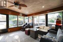 2105 MAPLEWOOD Drive | Burlington Ontario | Slide Image Thirty-one