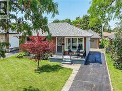 13 ALLANBURG Road S St. Catharines Ontario, L2T 2R8