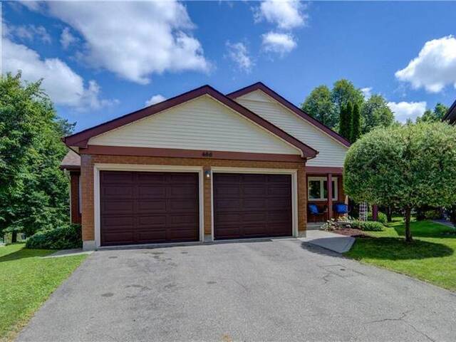 466 BELGREEN Way Waterloo Ontario, N2L 5X5 - 3 Bedrooms Home For Sale