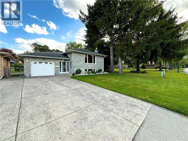 36 OAKHILL Drive Brantford Ontario, N3T 1R1 - 3 Bedrooms Home For Sale