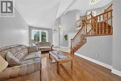 42 HILLGARDEN Avenue | Hamilton Ontario | Slide Image Nine
