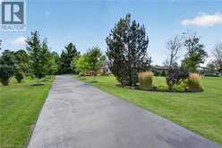 233 CAIRNS Crescent | Fort Erie Ontario | Slide Image Four