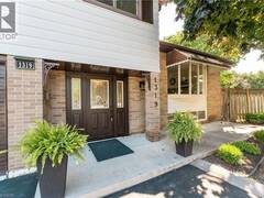1319 SHERWOOD Court Burlington Ontario, L7M 1C8