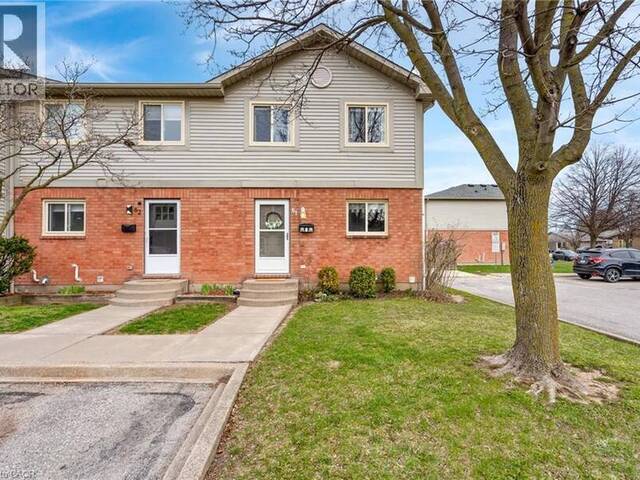 65 DORCHESTER Boulevard Unit# 61 St. Catharines Ontario, L2M 7T1 - 3 Bedrooms Condo For Sale