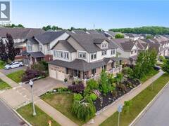 387 GRAVEL RIDGE Trail Kitchener Ontario, N2E 0B9
