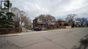 116-120 BARNESDALE Avenue N | Hamilton Ontario | Slide Image Sixteen