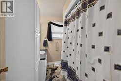5 KENTLEY Drive | Hamilton Ontario | Slide Image Twenty-three