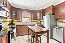 111 SHARON Avenue | Hamilton Ontario | Slide Image Ten
