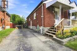 111 SHARON Avenue | Hamilton Ontario | Slide Image Four