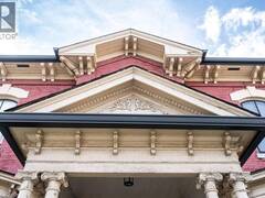 58 WELLINGTON Street S Hamilton Ontario, L8N 2R1