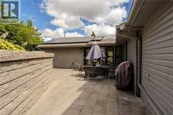 892 NORTH SHORE Boulevard W | Burlington Ontario | Slide Image Twenty-eight