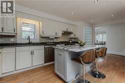 892 NORTH SHORE Boulevard W | Burlington Ontario | Slide Image Eight