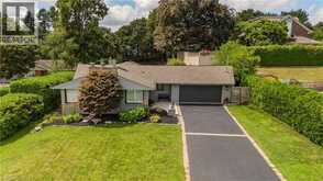 892 NORTH SHORE Boulevard W | Burlington Ontario | Slide Image One