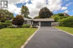 892 NORTH SHORE Boulevard W | Burlington Ontario | Slide Image Five