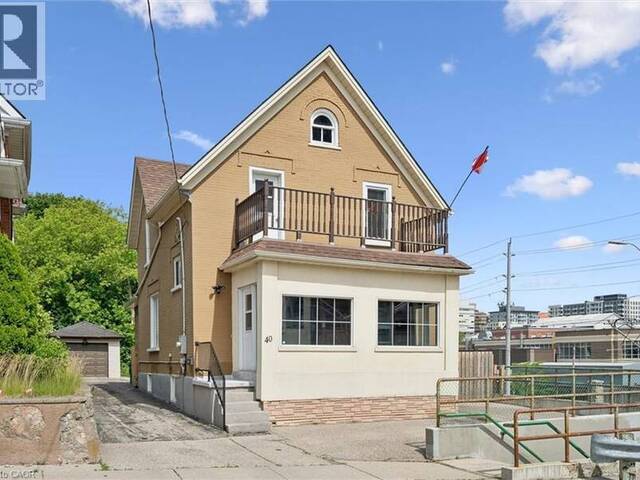 40 MADISON Avenue S Kitchener Ontario, N2G 3M5 - 4 Bedrooms Home For Sale