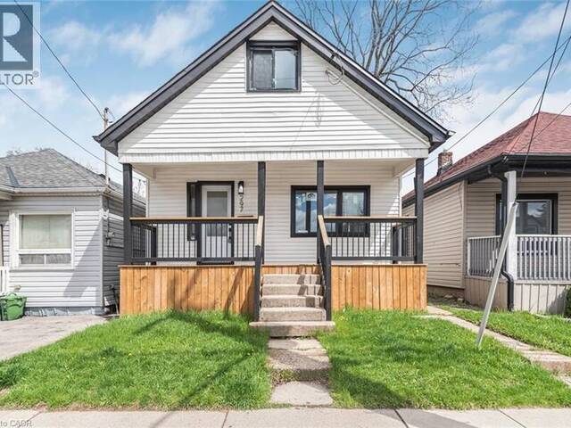 297 BRITANNIA Avenue Hamilton Ontario, L8H 1Y2 - 3 Bedrooms Home For Sale